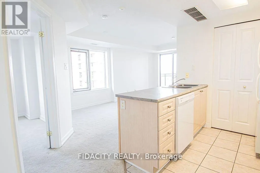 4B - 310 CENTRAL PARK DRIVE