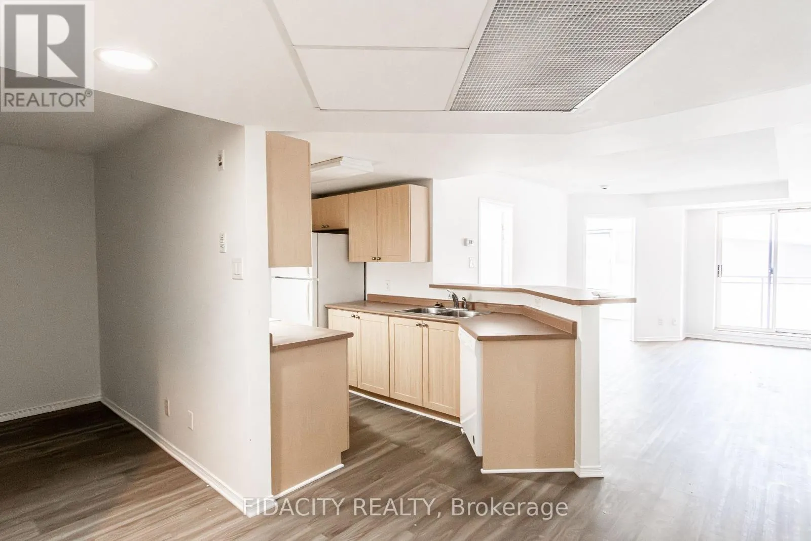 2A - 310 CENTRAL PARK DRIVE