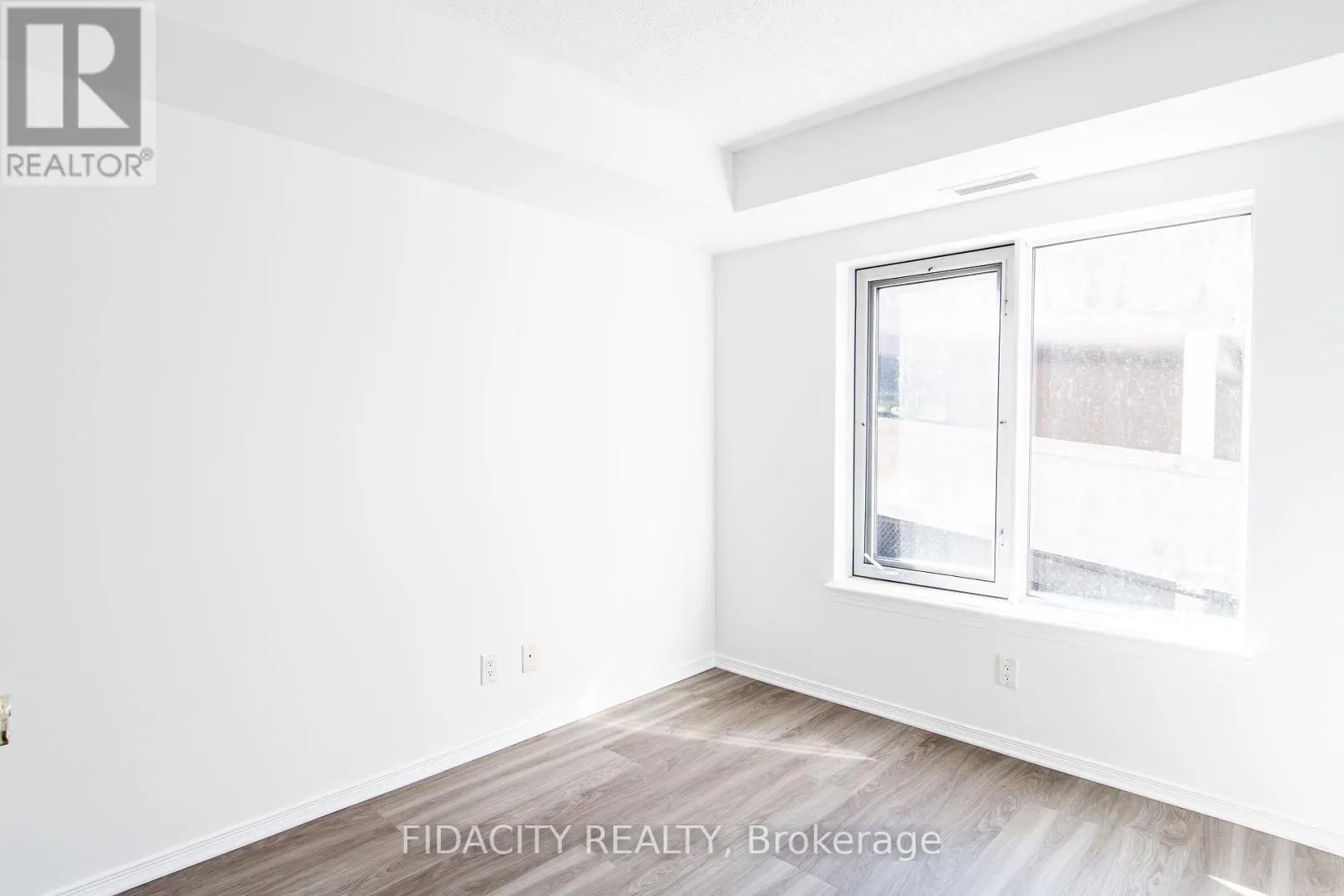 2A - 310 CENTRAL PARK DRIVE