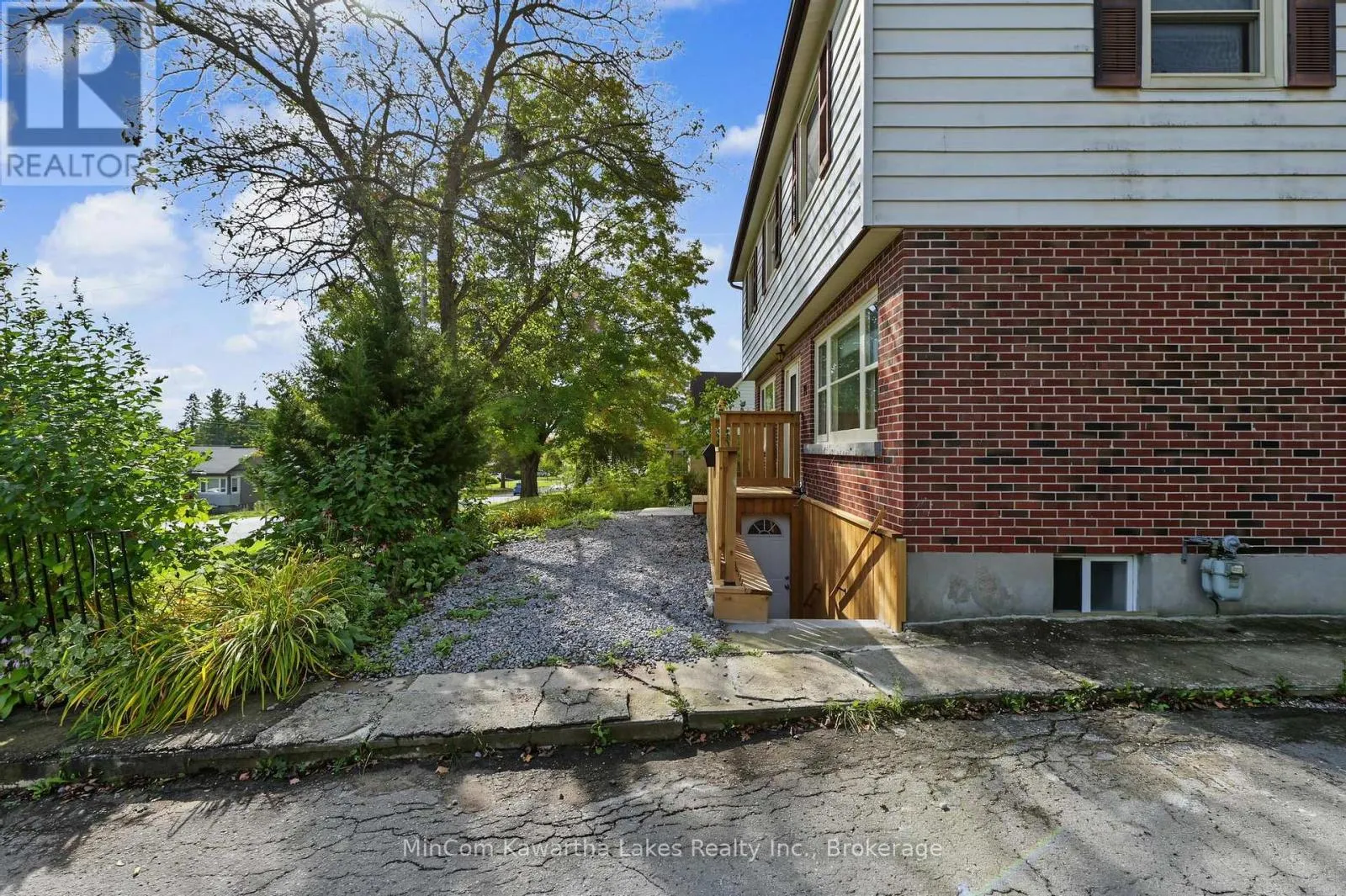 71 GREENHILL DRIVE