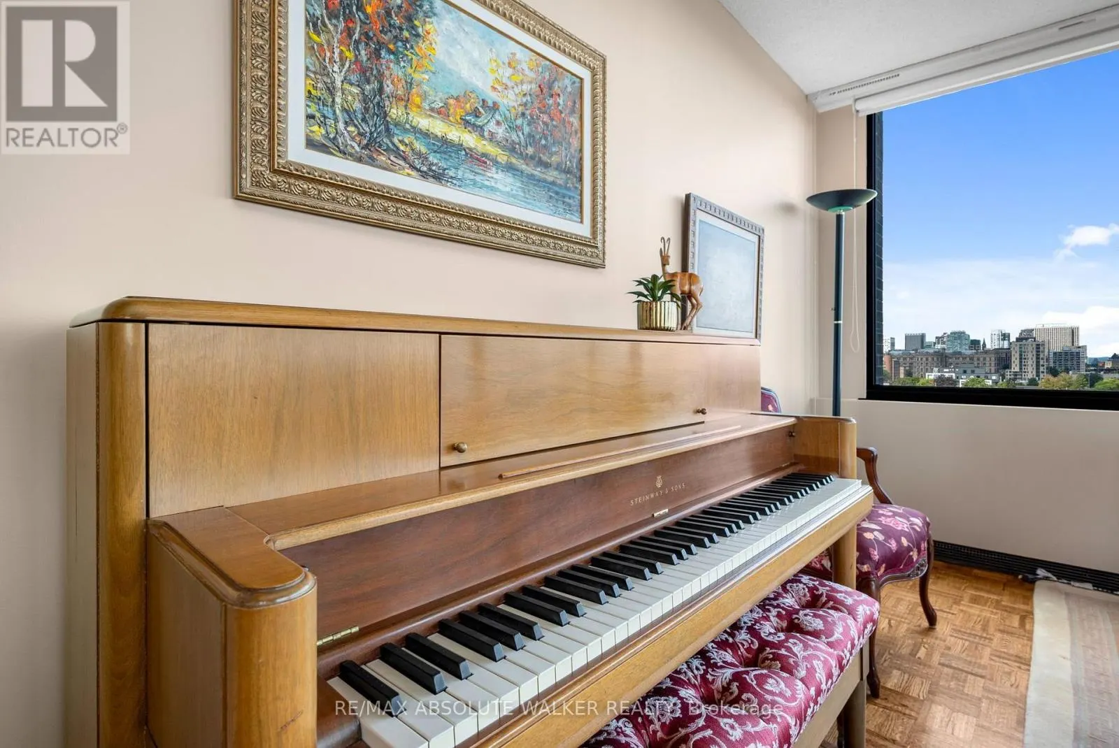 9B - 300 QUEEN ELIZABETH DRIVE