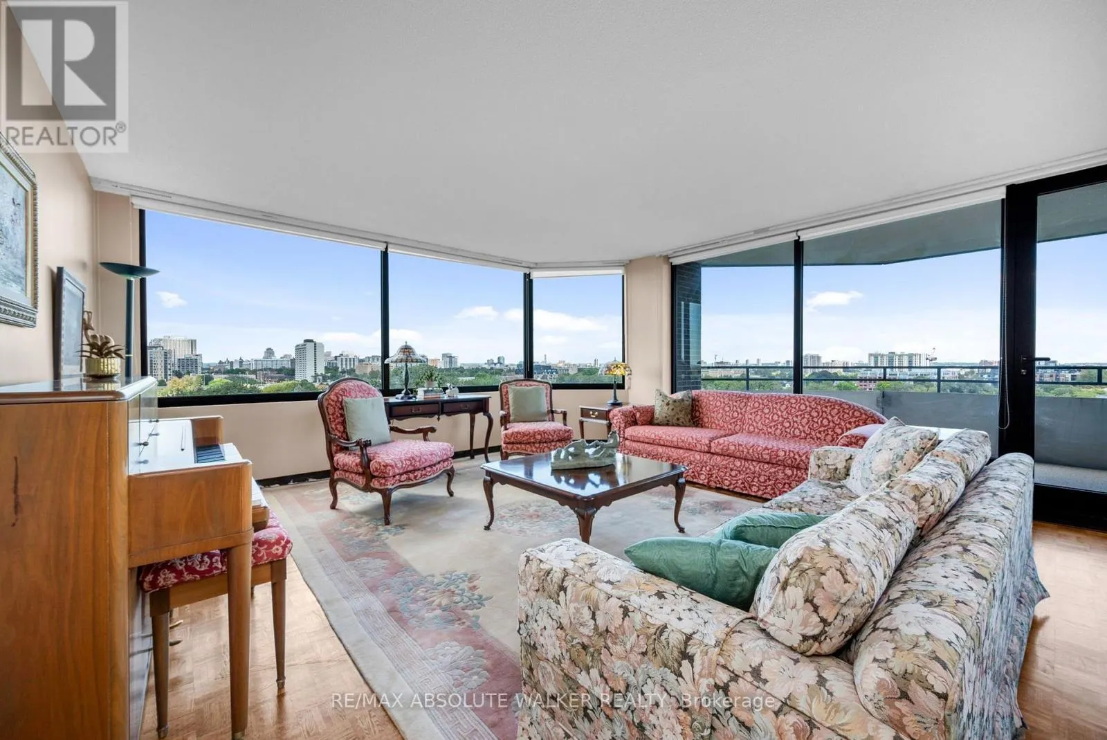 9B - 300 QUEEN ELIZABETH DRIVE