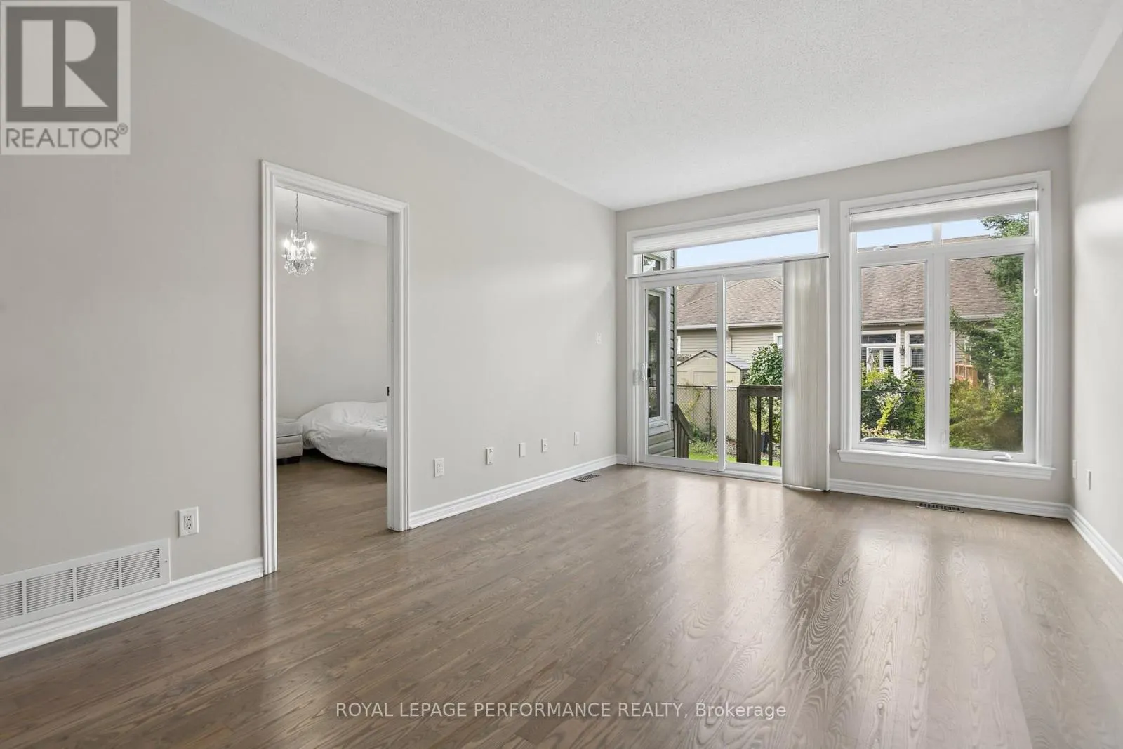261 BULRUSH CRESCENT