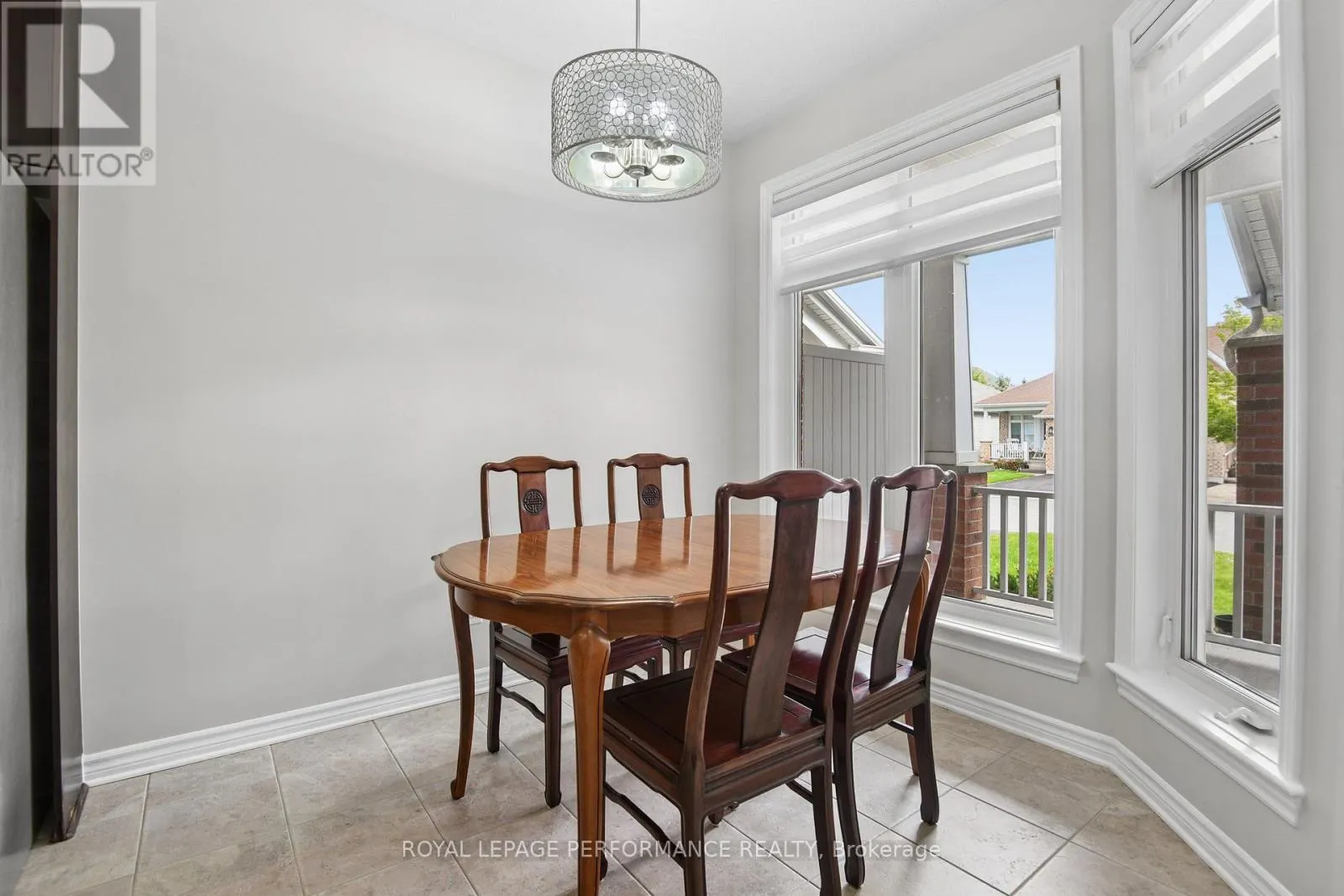 261 BULRUSH CRESCENT