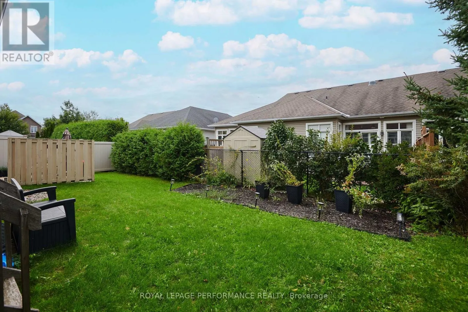 261 BULRUSH CRESCENT