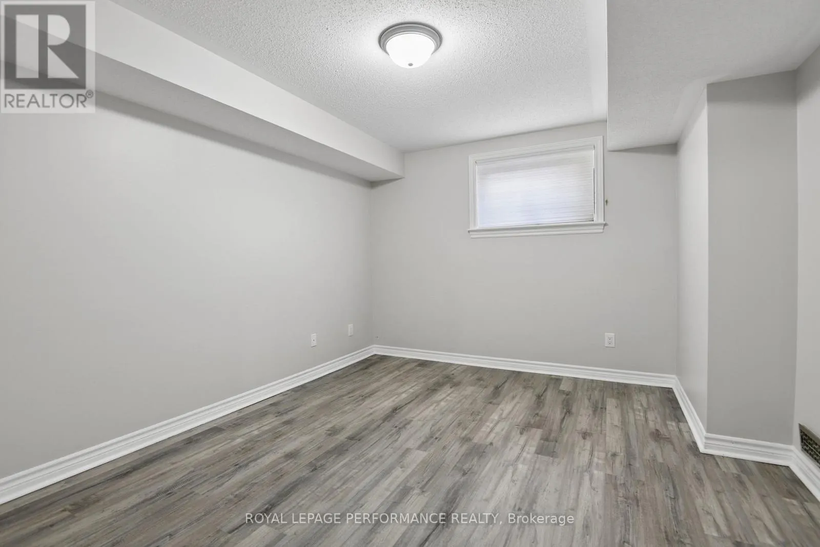 261 BULRUSH CRESCENT
