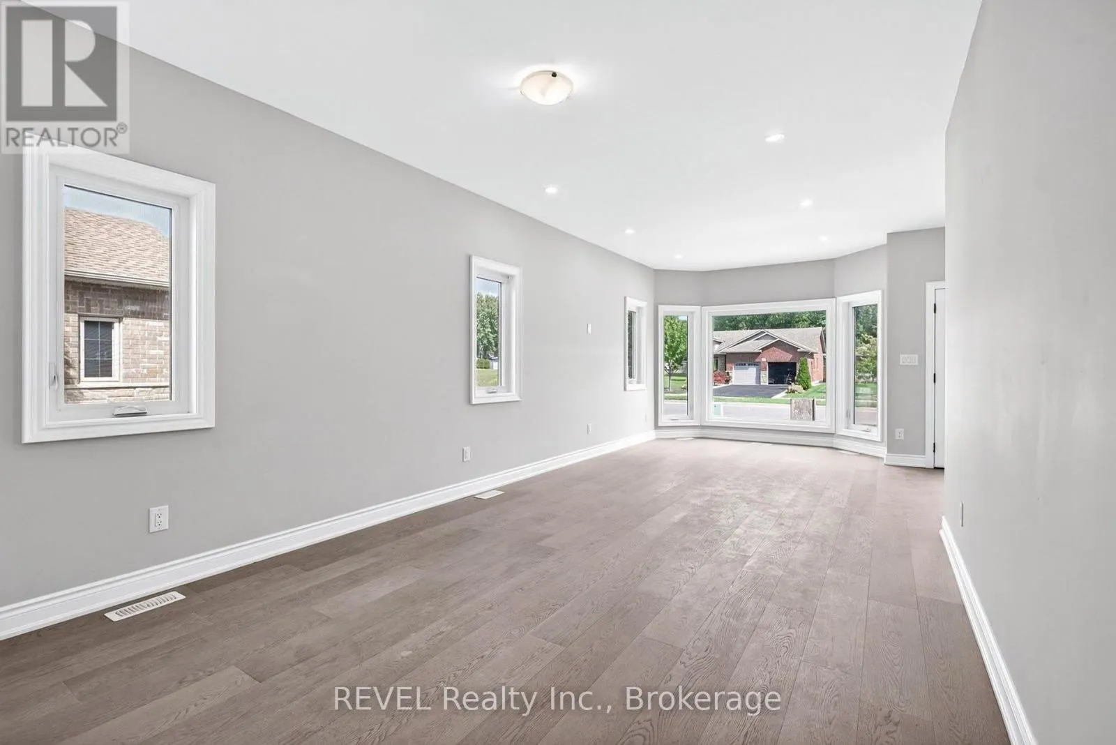 201 HETRAM COURT