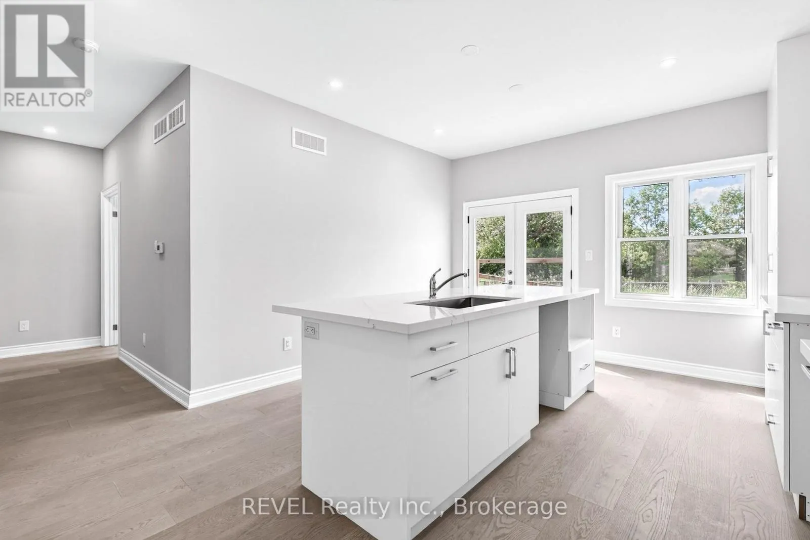 201 HETRAM COURT