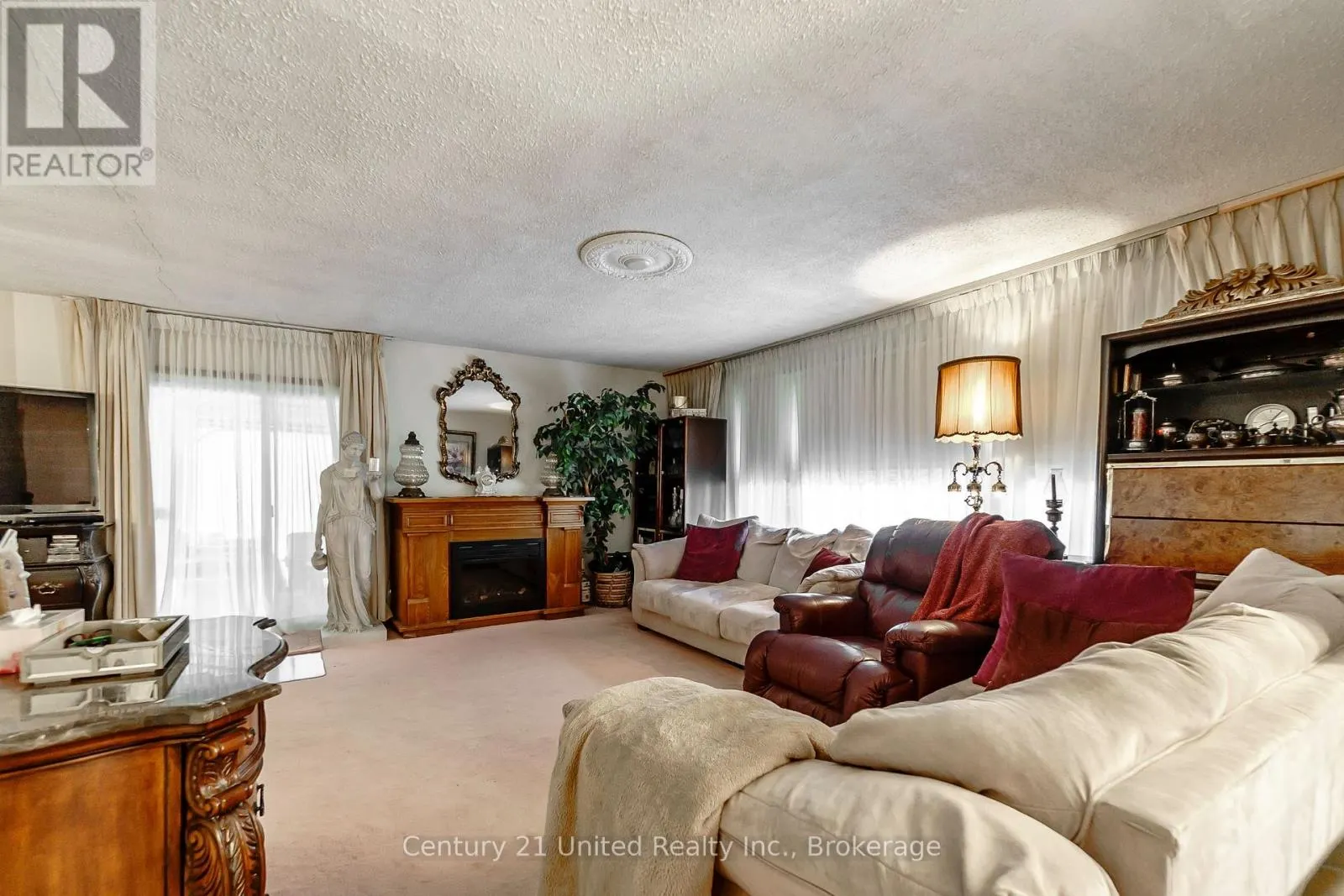 2085 SPRINGWOOD ROAD