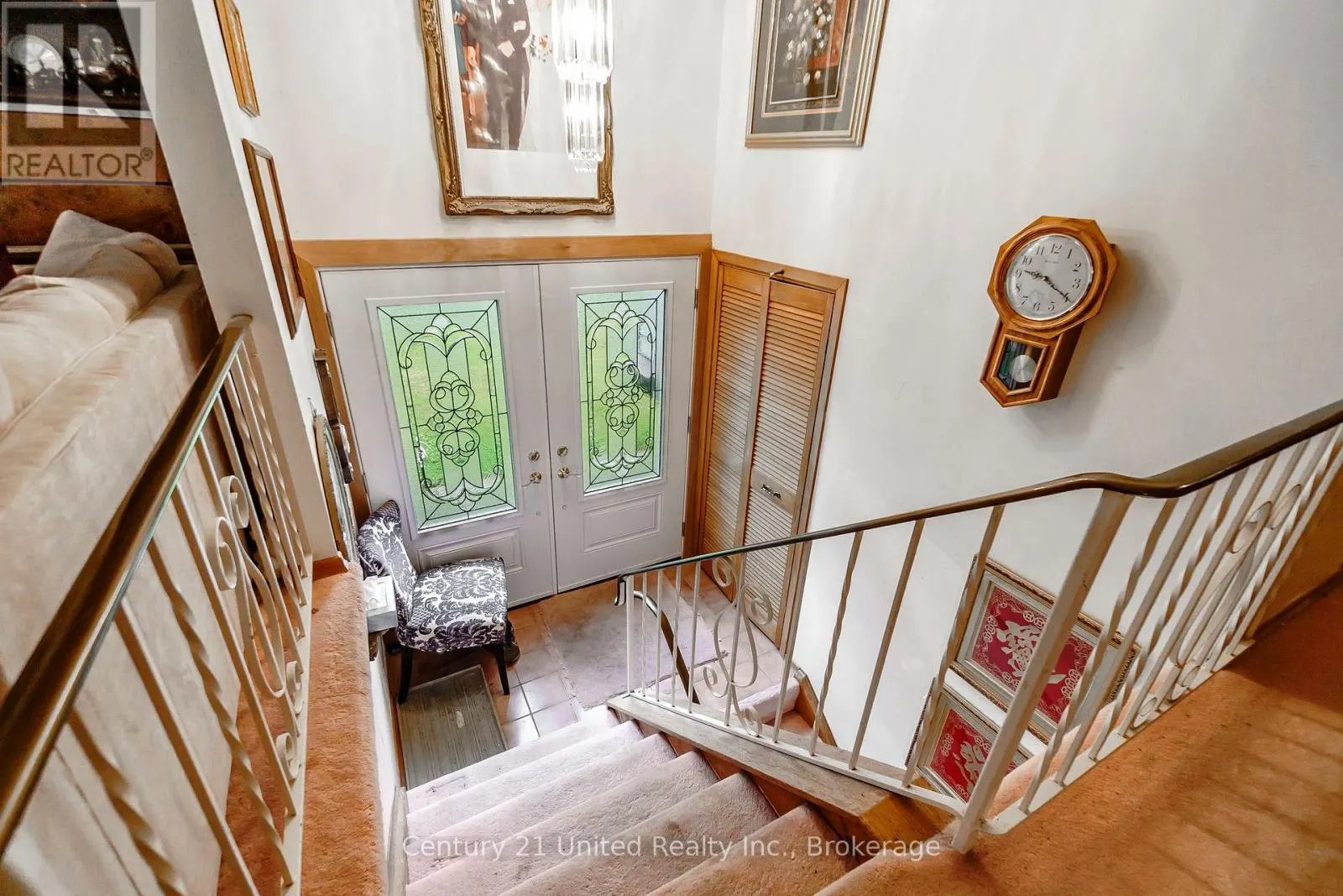 2085 SPRINGWOOD ROAD