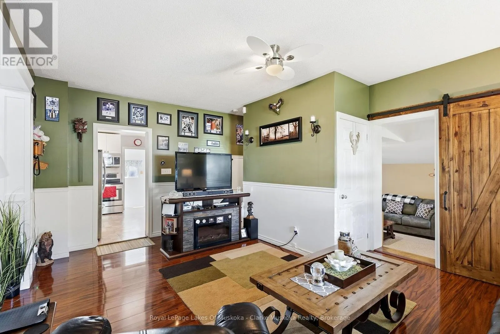 251 JAMES STREET W