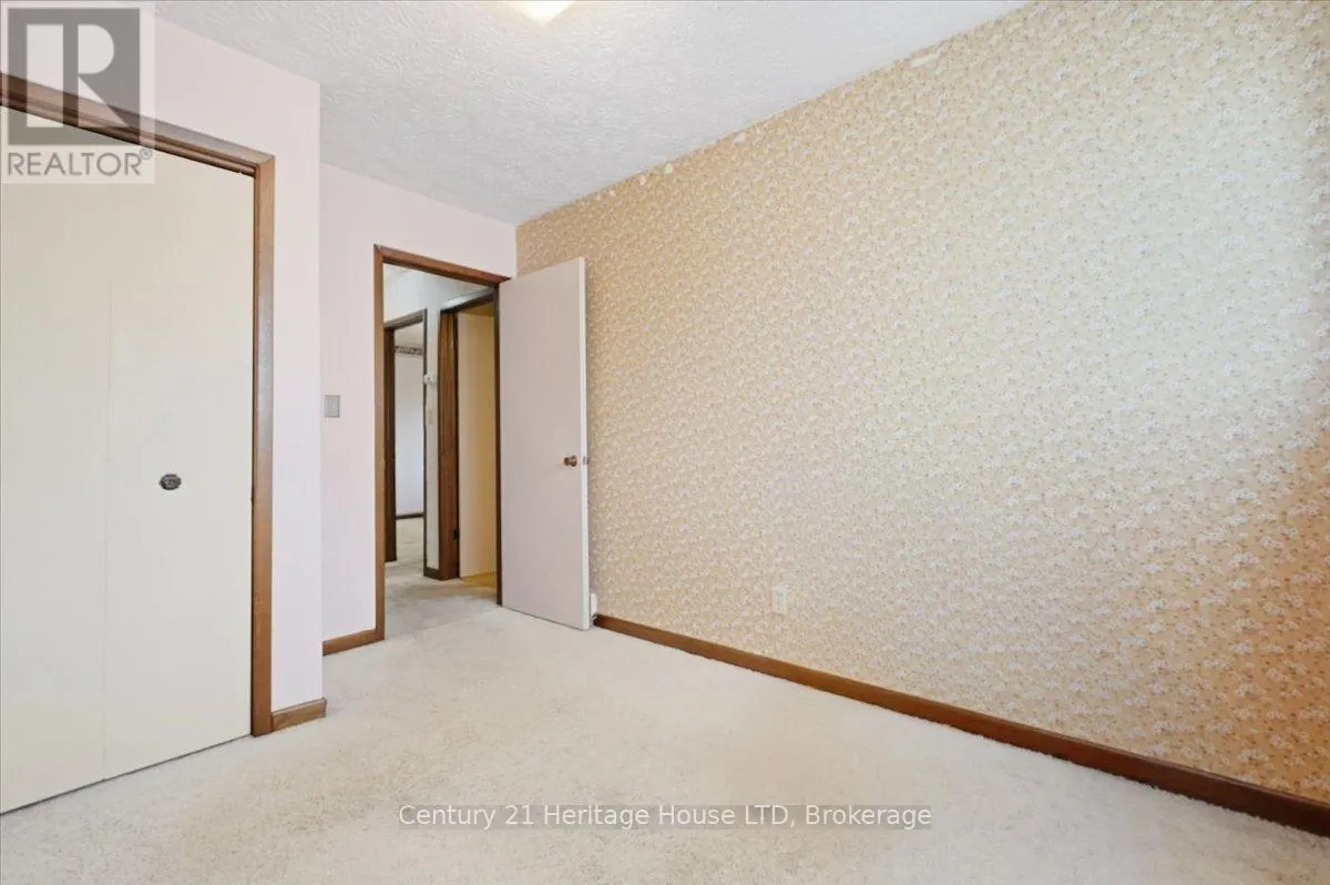 62 NORTHGATE DRIVE