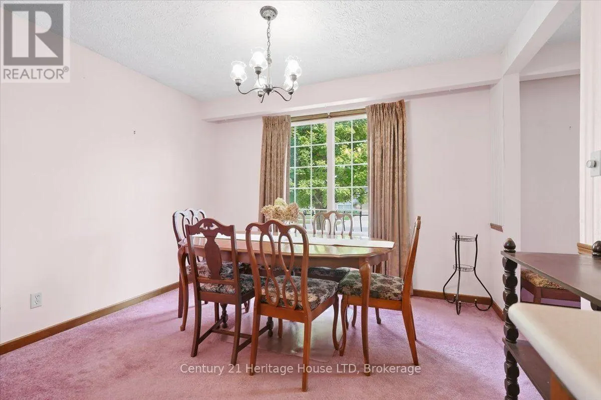 62 NORTHGATE DRIVE