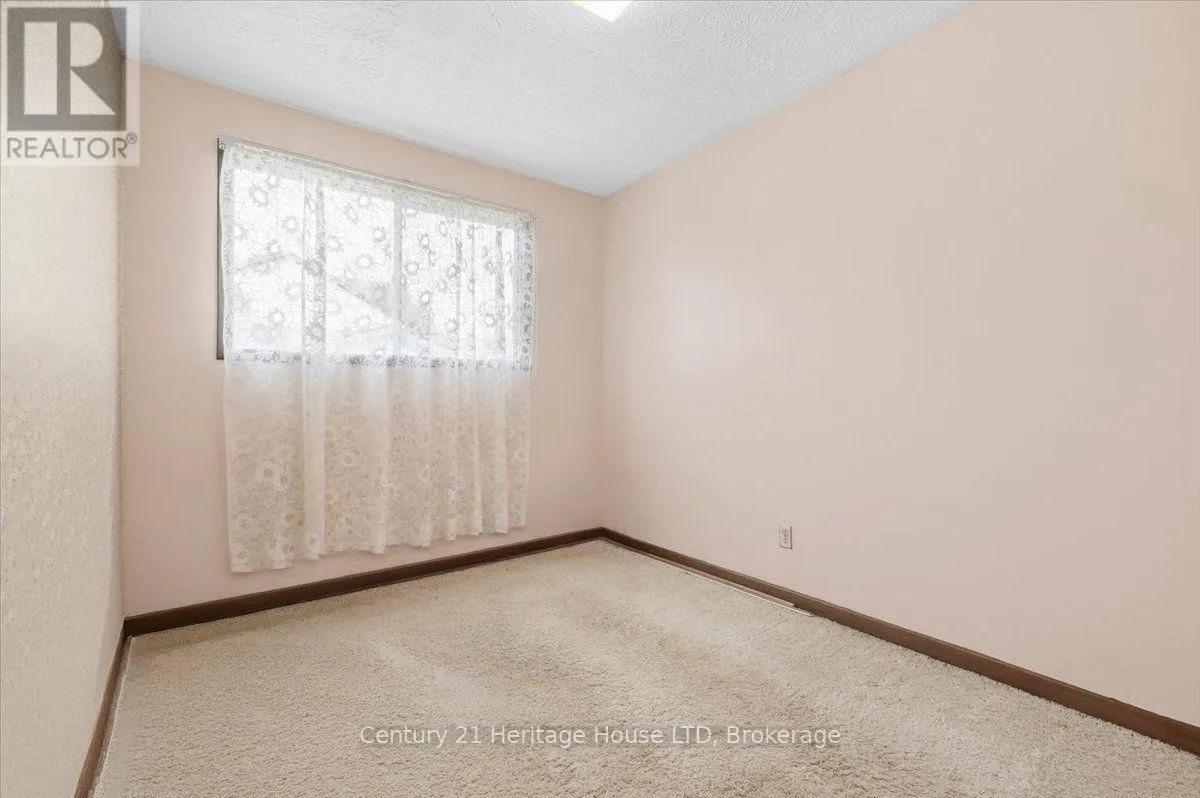 62 NORTHGATE DRIVE