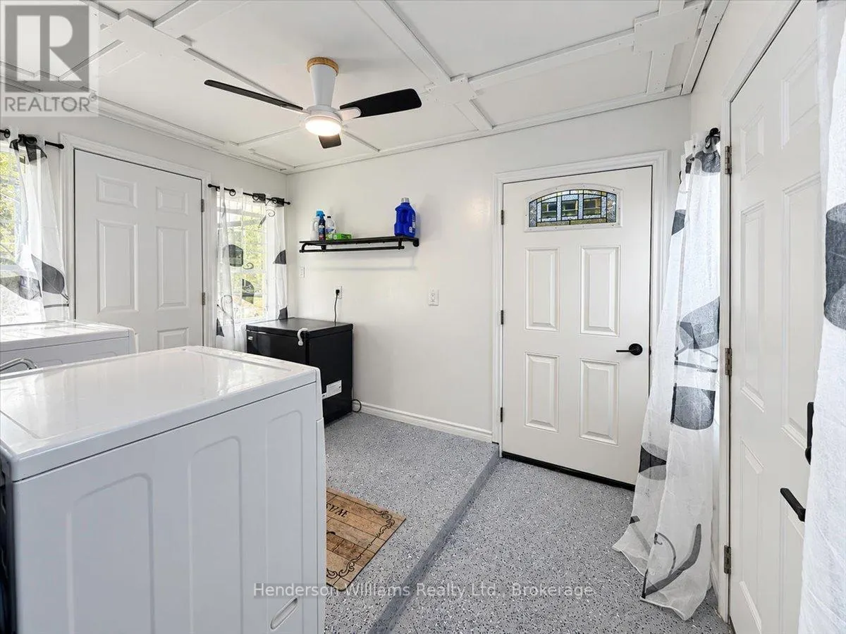 366 CANNIFTON ROAD N
