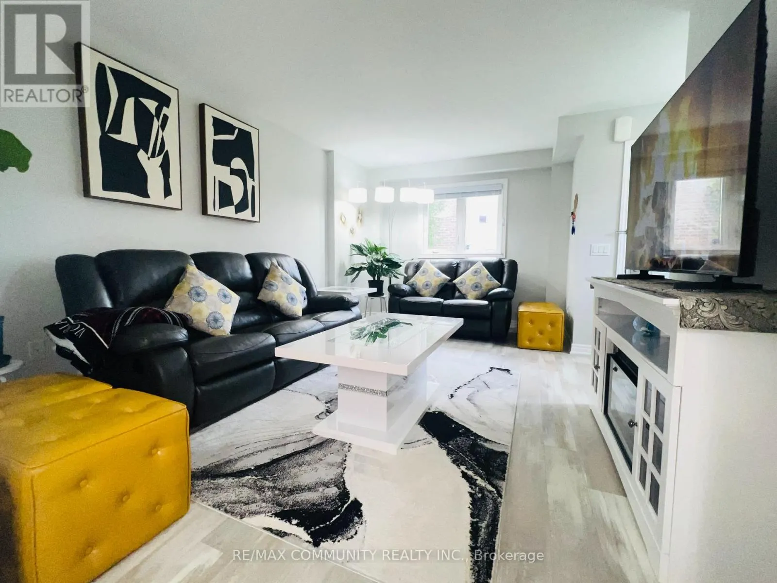 50 - 7768 ASCOT CIRCLE
