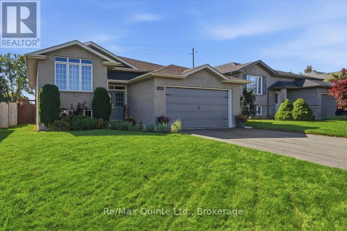 14 RIDGEVIEW LANE