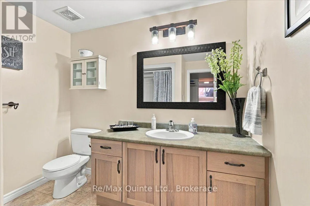 14 RIDGEVIEW LANE