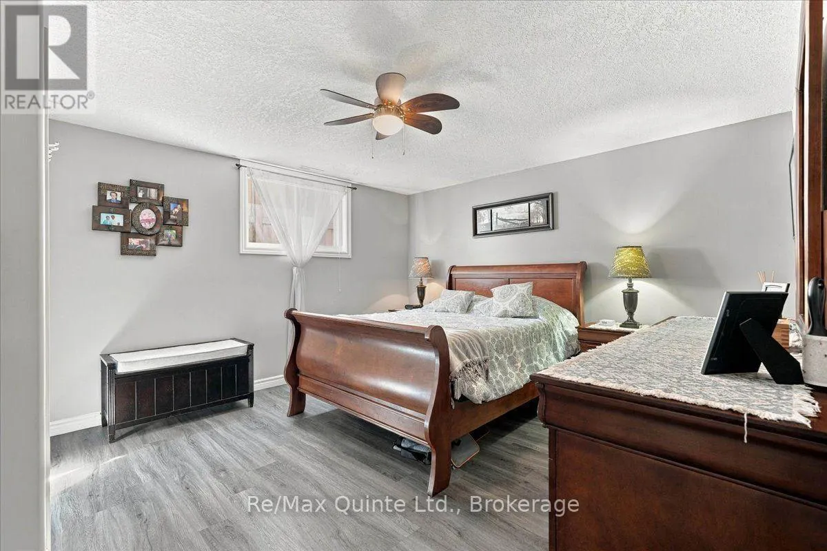 14 RIDGEVIEW LANE