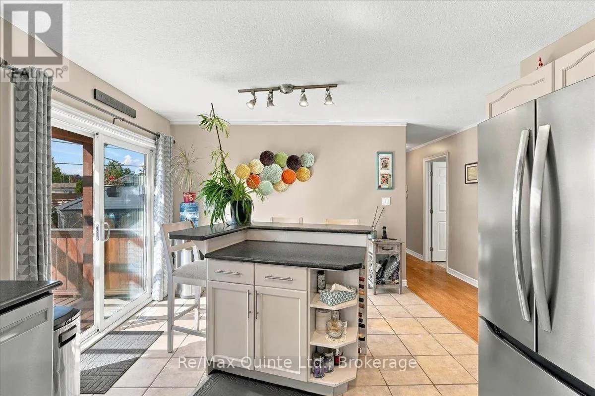 14 RIDGEVIEW LANE