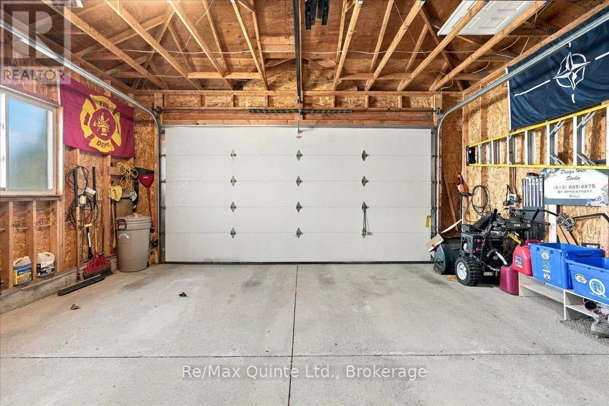 14 RIDGEVIEW LANE