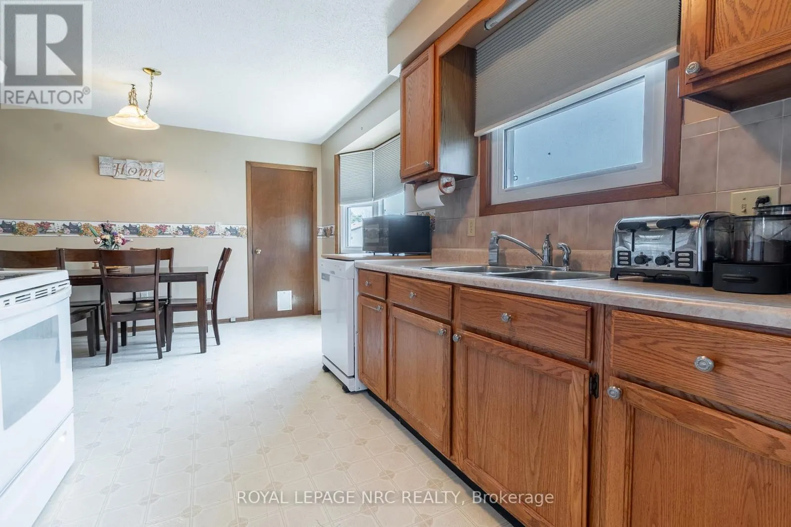 62 LILLIAN PLACE