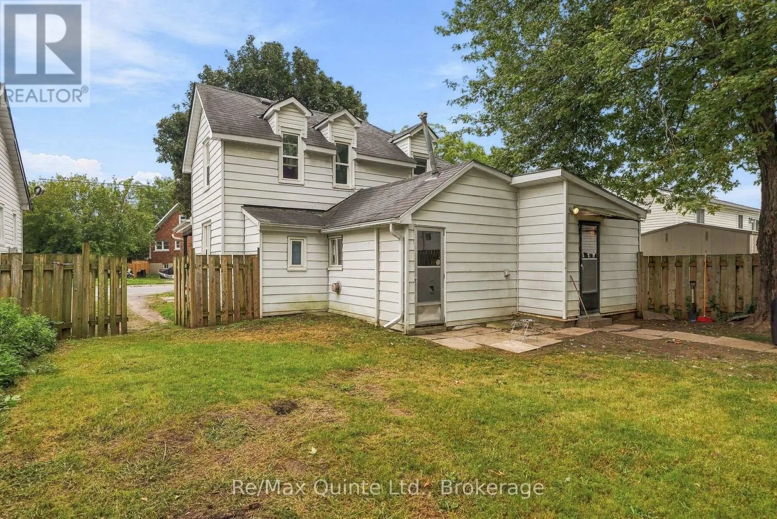 26 STRACHAN STREET
