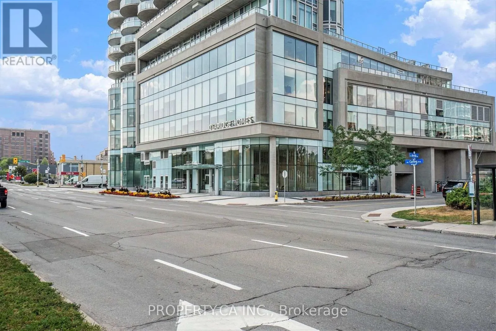 2801 - 805 CARLING AVENUE