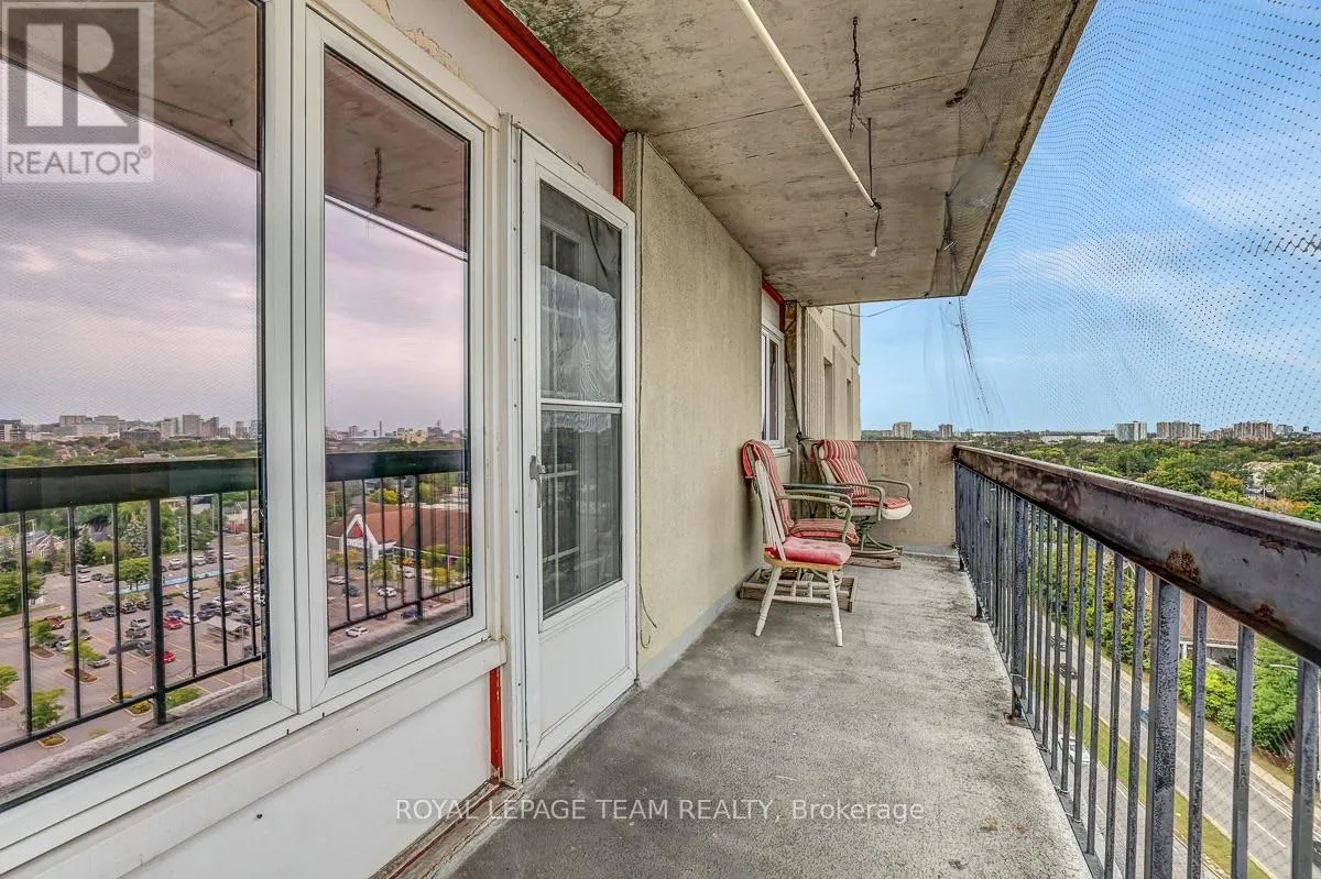 1208 - 158A MCARTHUR AVENUE