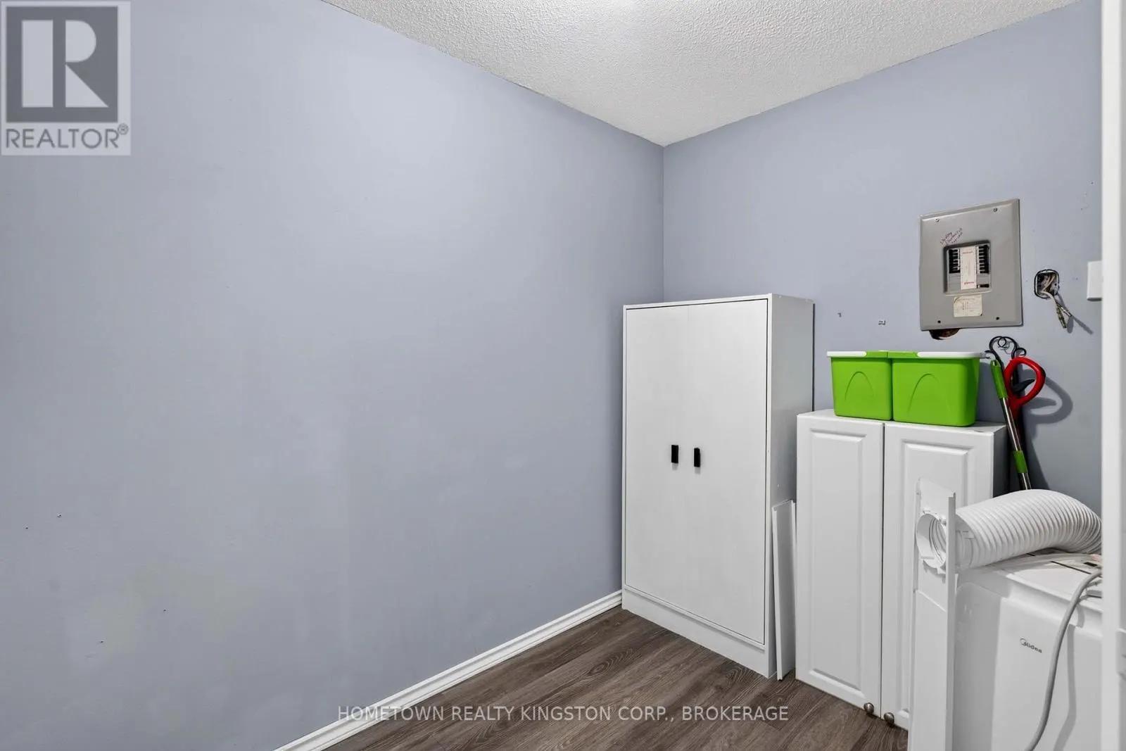 201 - 566 ARMSTRONG ROAD #201