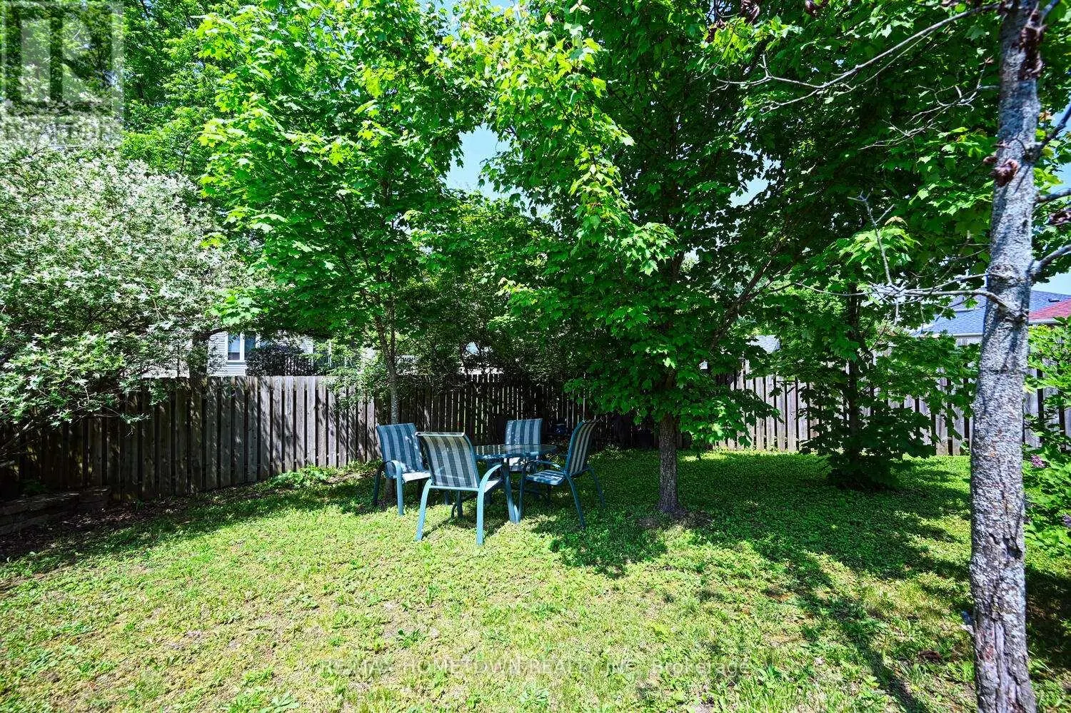 16 REGENCY PLACE