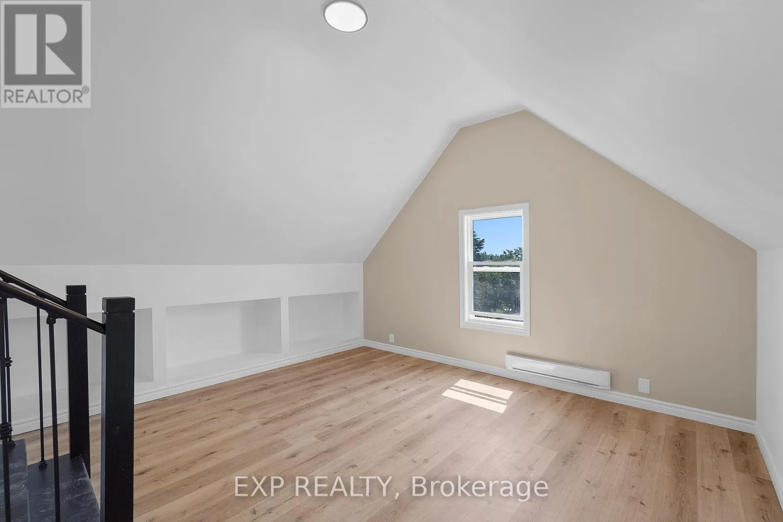 UNIT 2 - 165 MAIN STREET #Unit 2