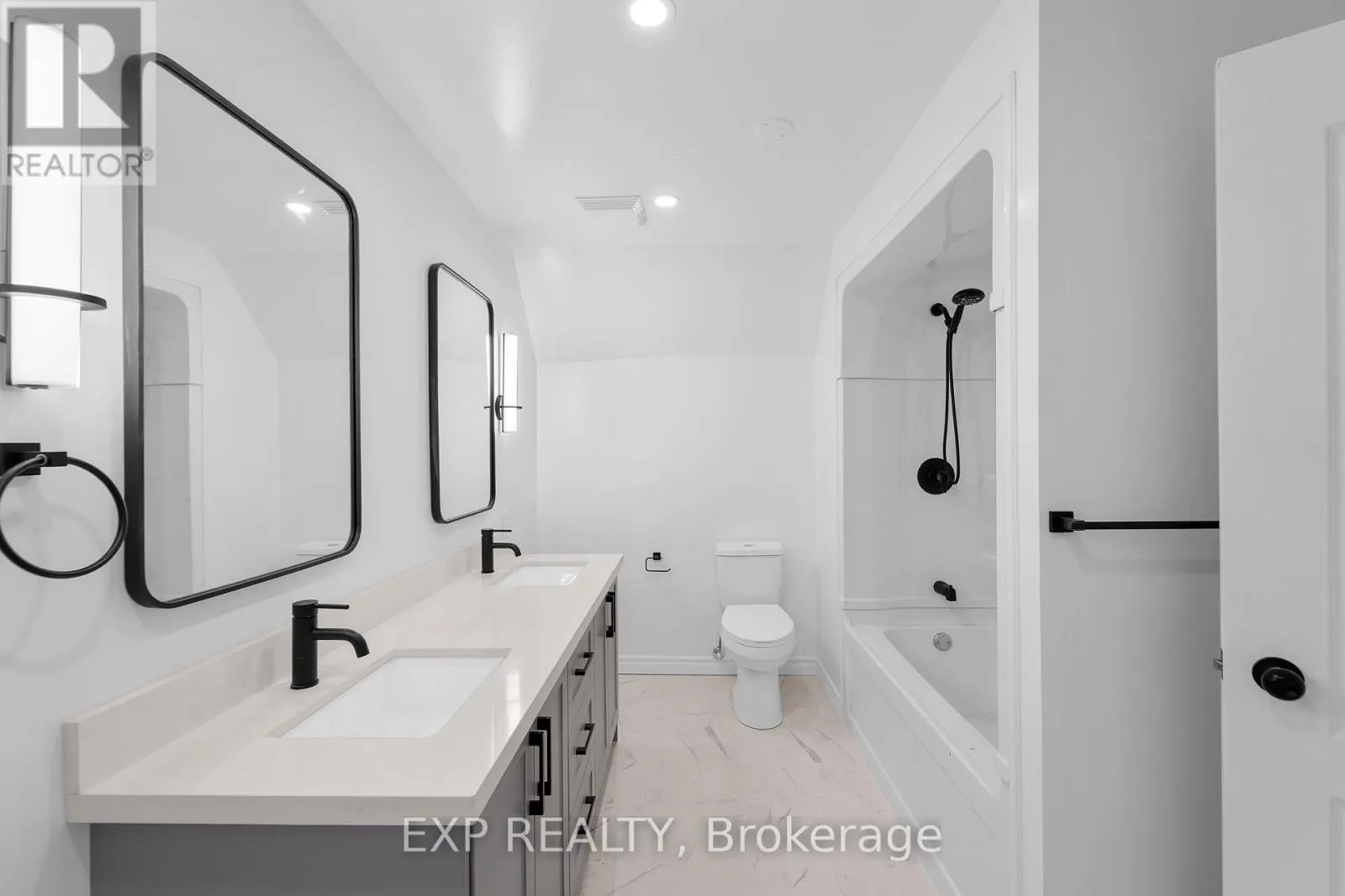 UNIT 2 - 165 MAIN STREET #Unit 2