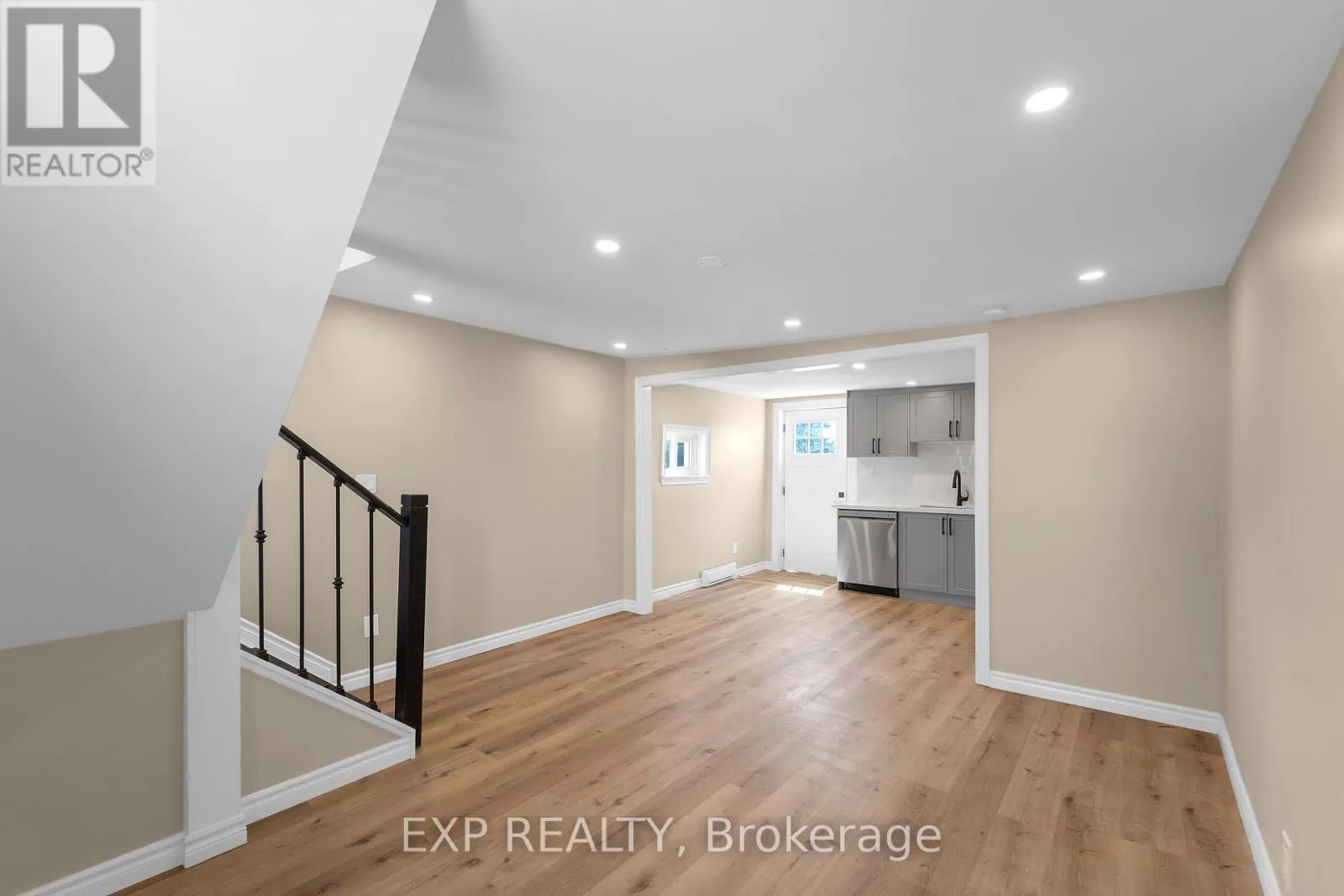 UNIT 2 - 165 MAIN STREET #Unit 2