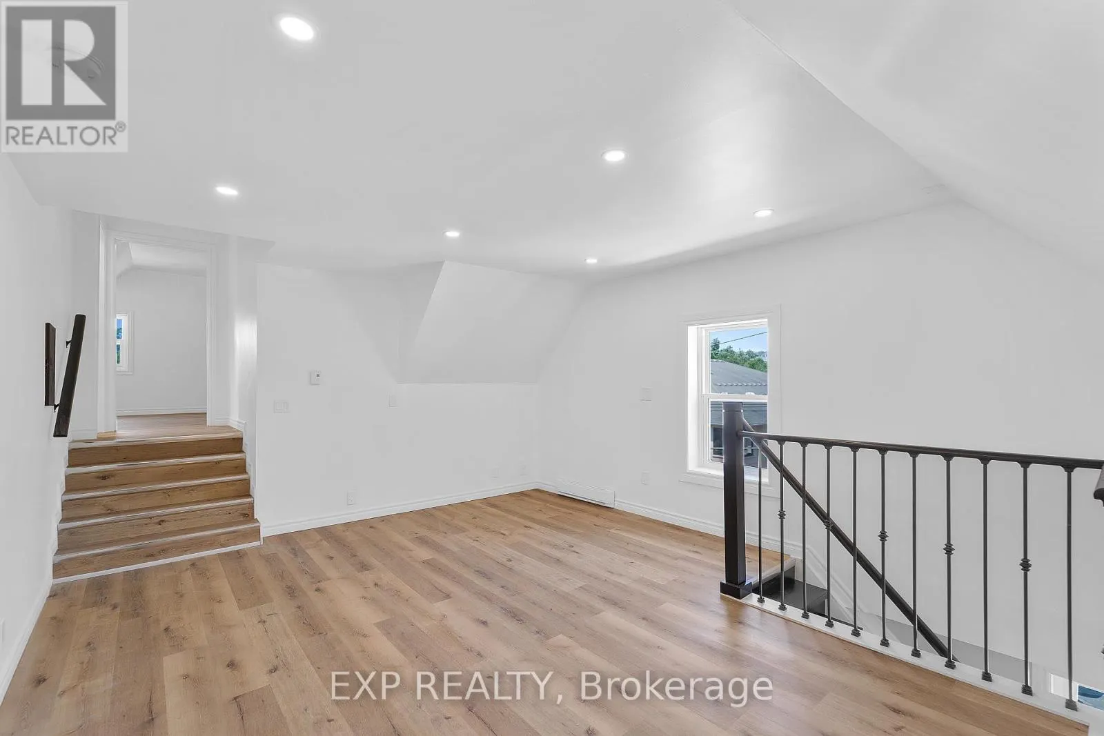 UNIT 2 - 165 MAIN STREET #Unit 2
