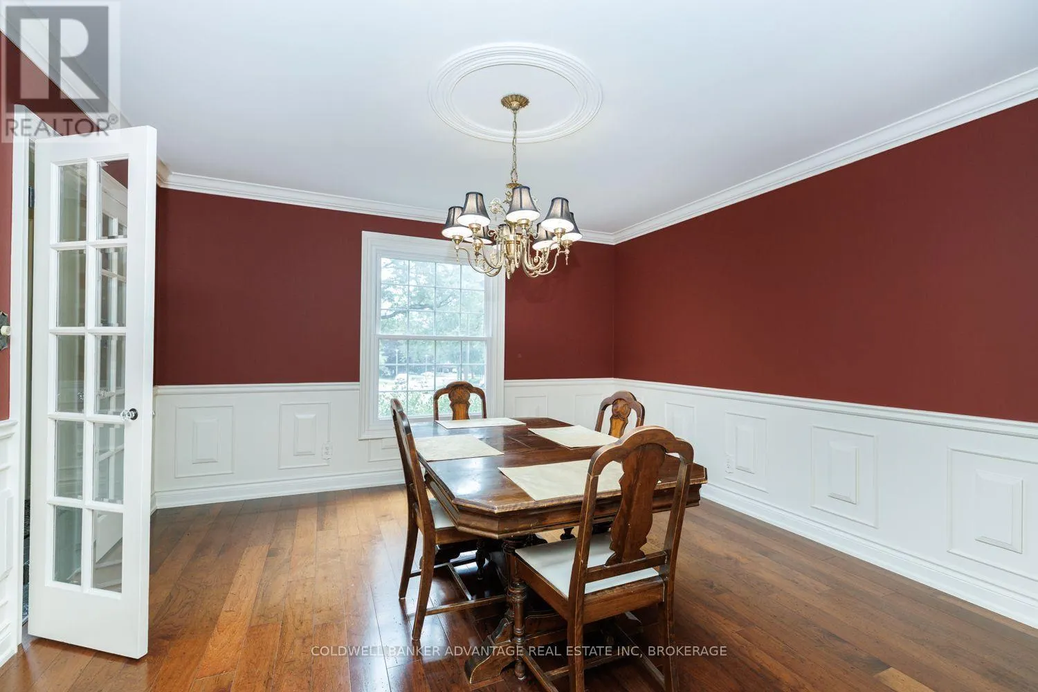 16 WILLOWDALE COURT