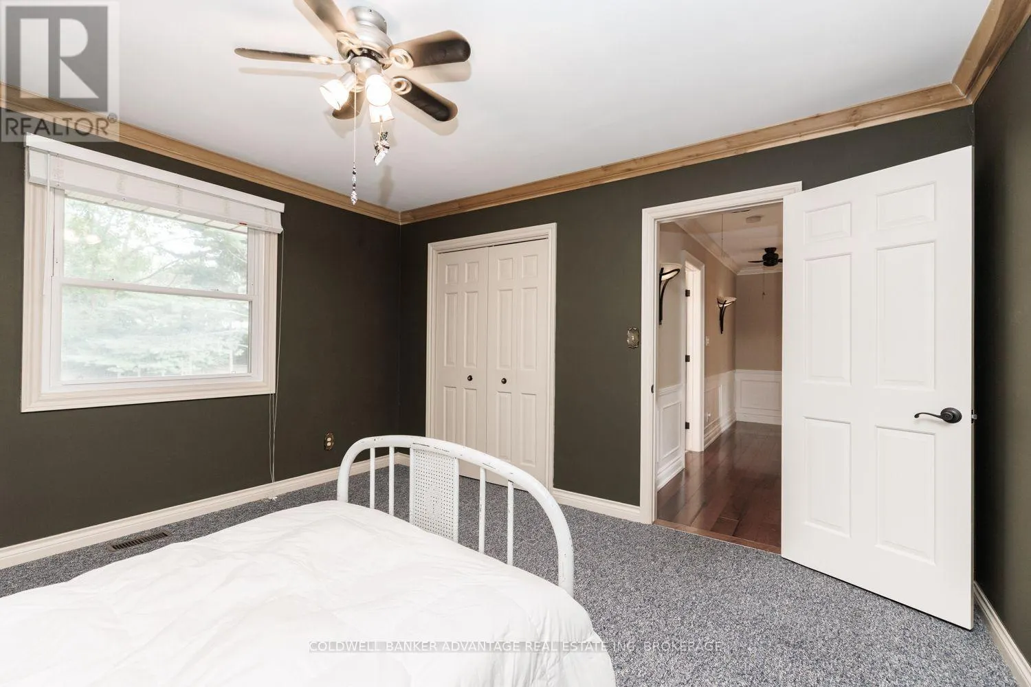 16 WILLOWDALE COURT