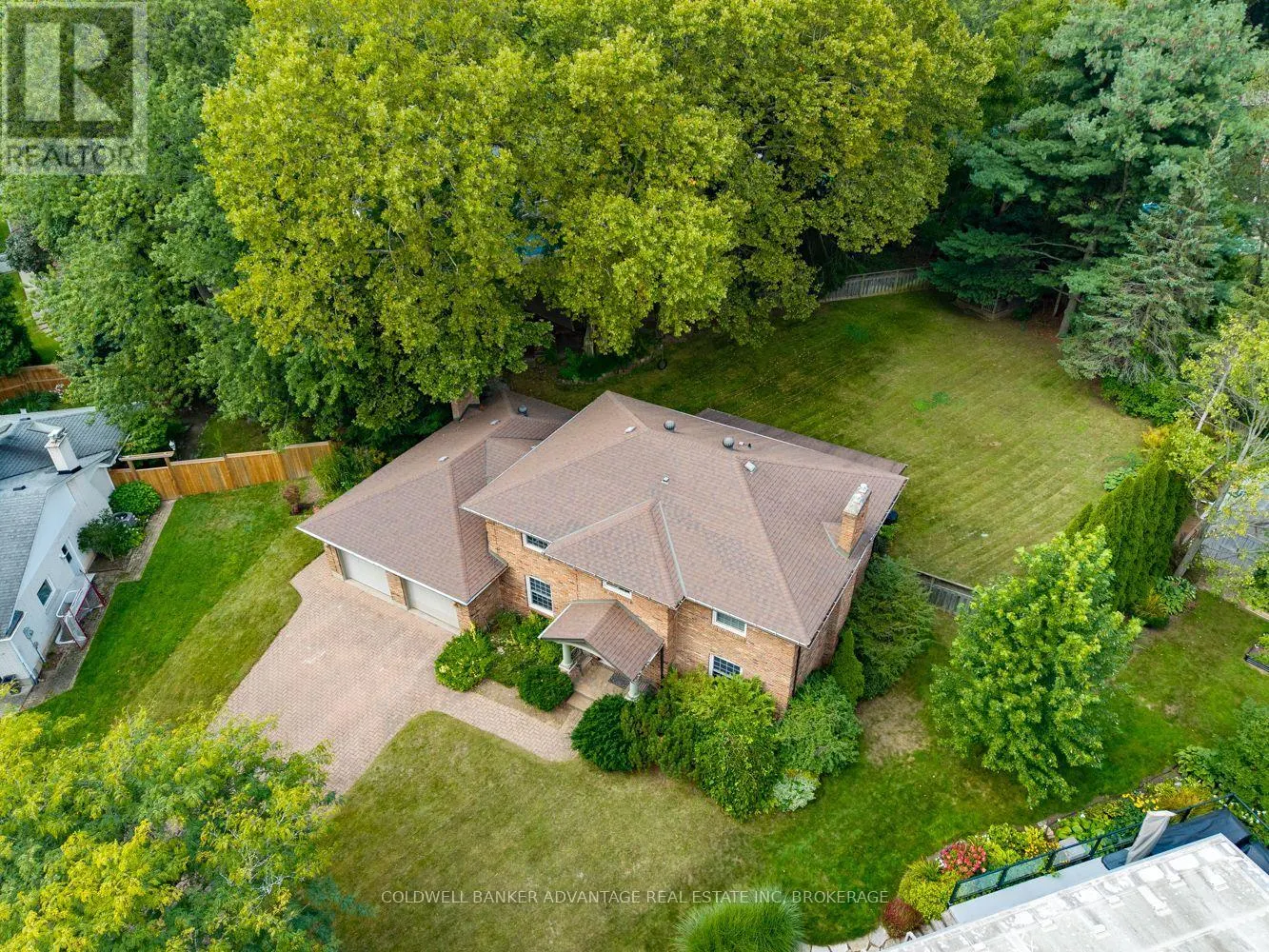 16 WILLOWDALE COURT
