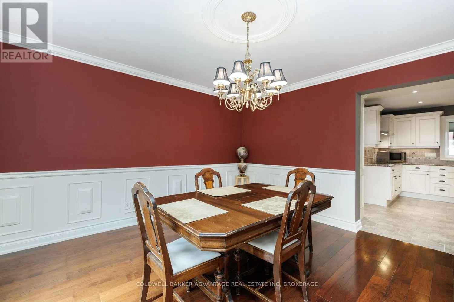 16 WILLOWDALE COURT