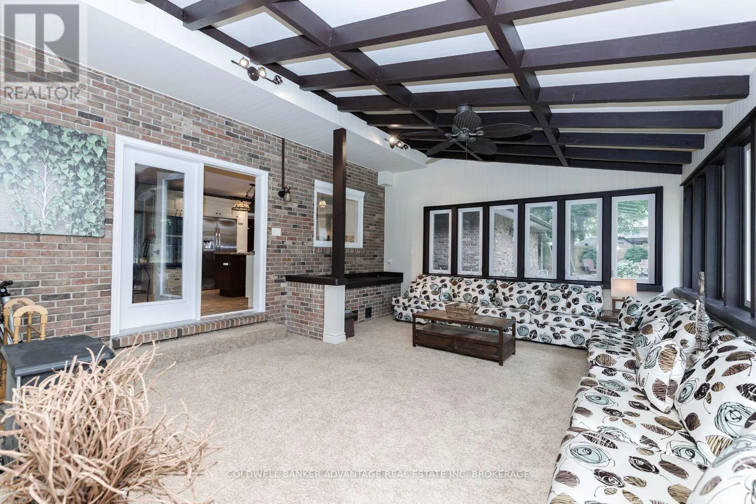 16 WILLOWDALE COURT