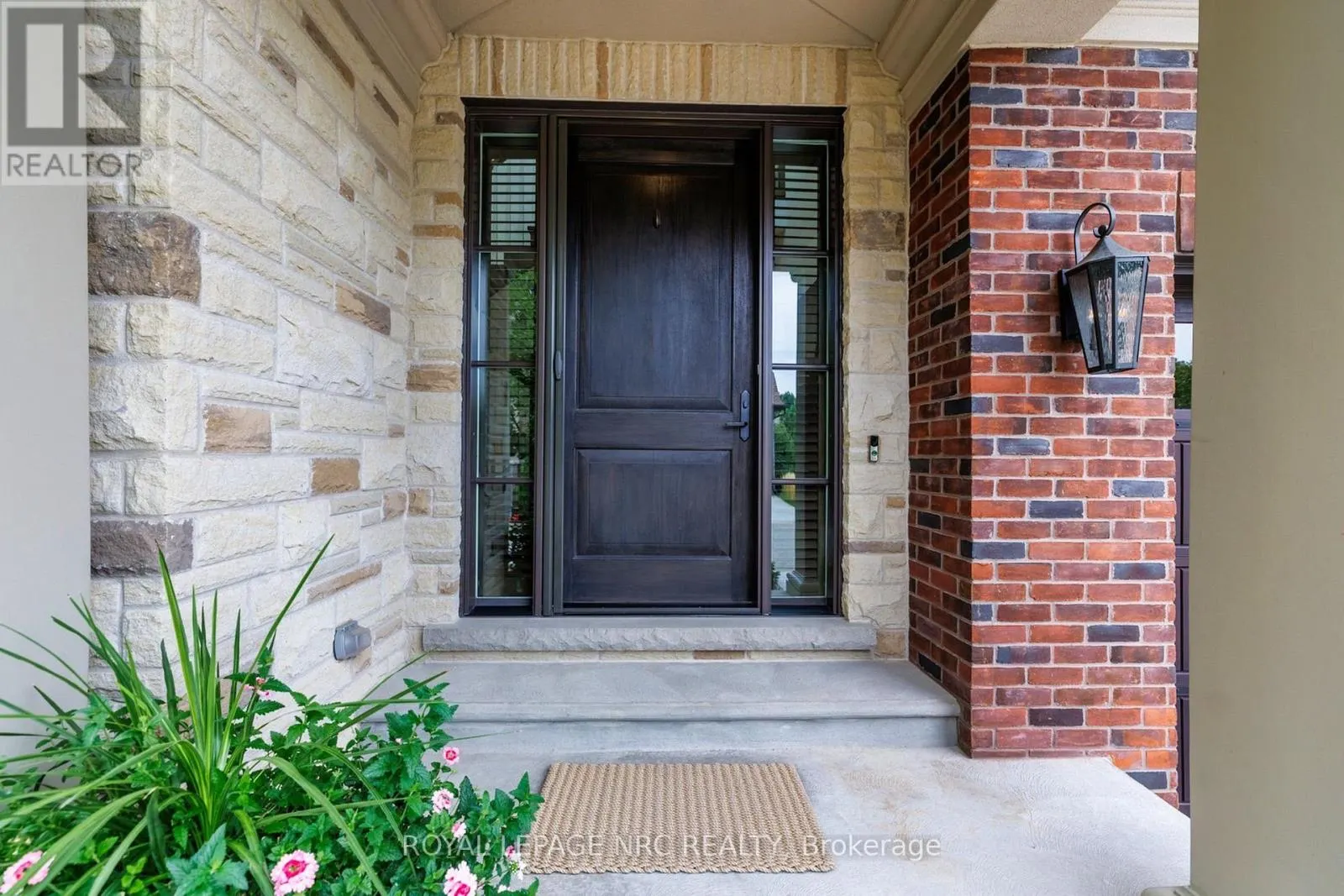 4 - 1535 HAIST STREET #4
