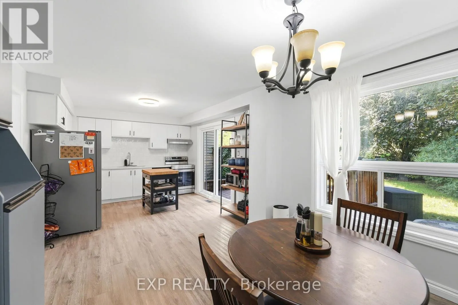 14 HEDGE LAWN DRIVE