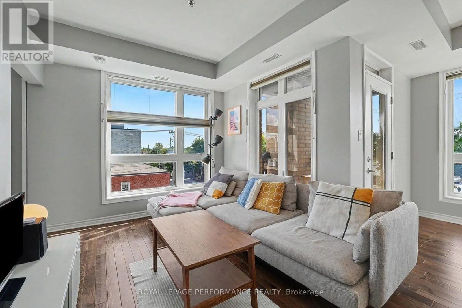 417 - 429 KENT STREET