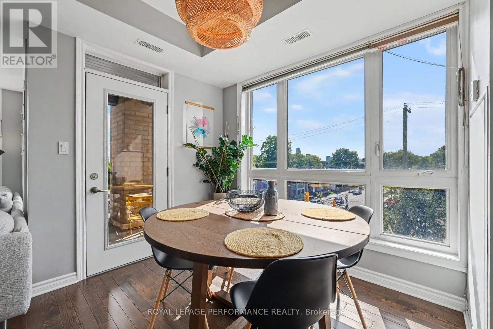 417 - 429 KENT STREET
