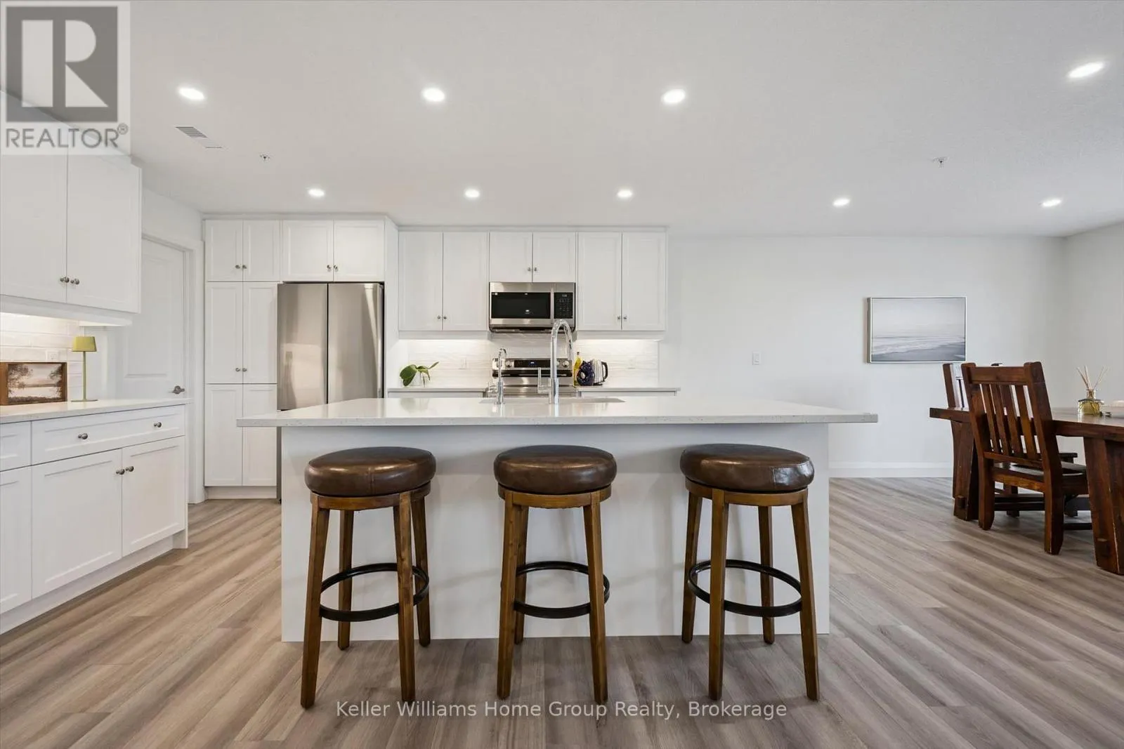 203 - 99B FARLEY ROAD #203
