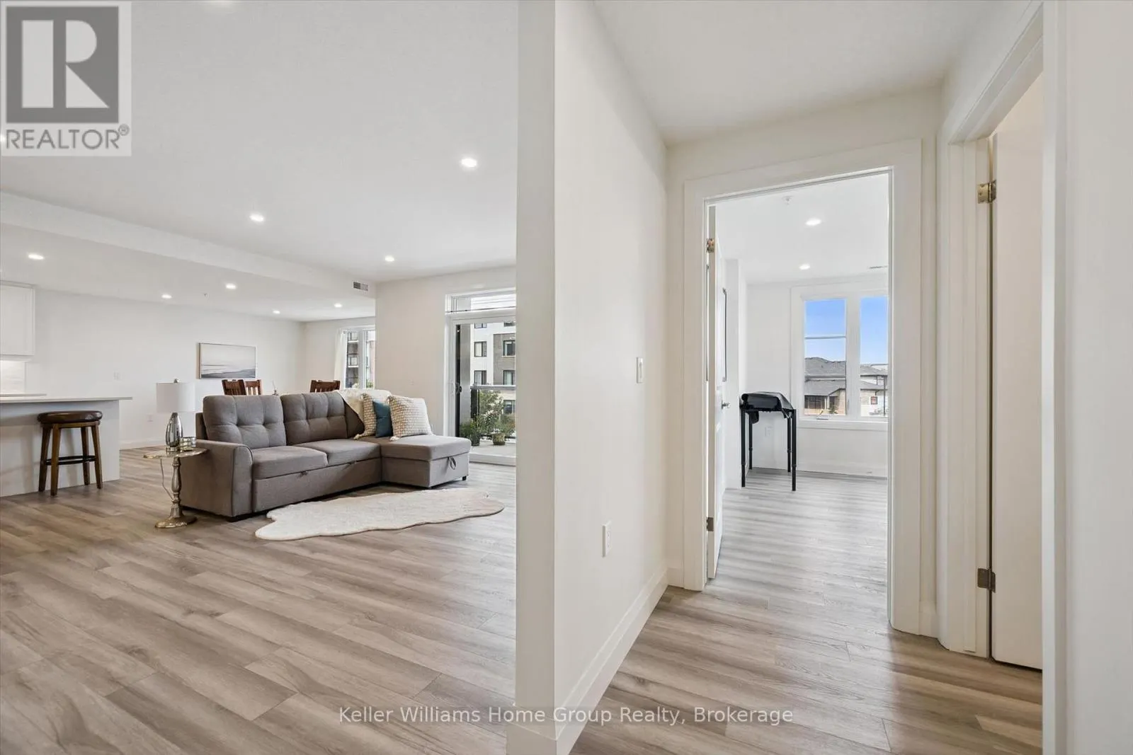 203 - 99B FARLEY ROAD #203