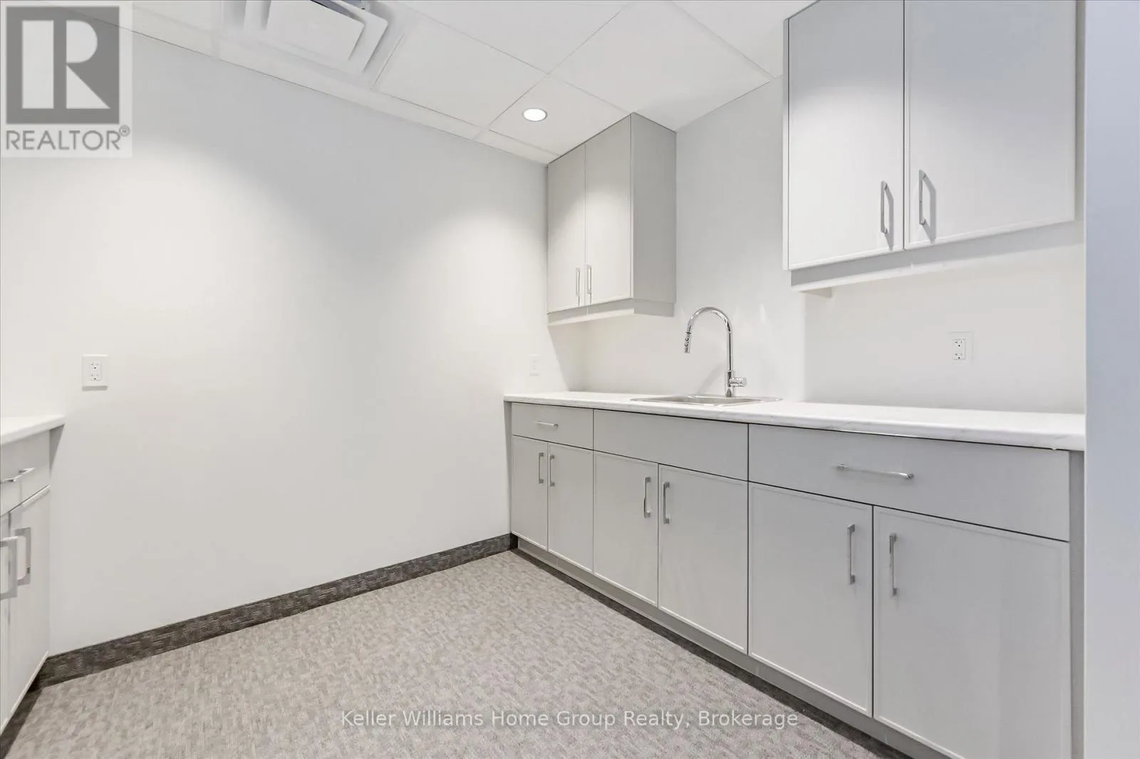 203 - 99B FARLEY ROAD #203