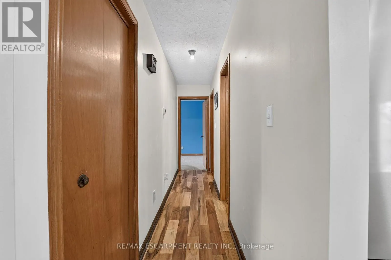 5 BROOKS CIRCLE