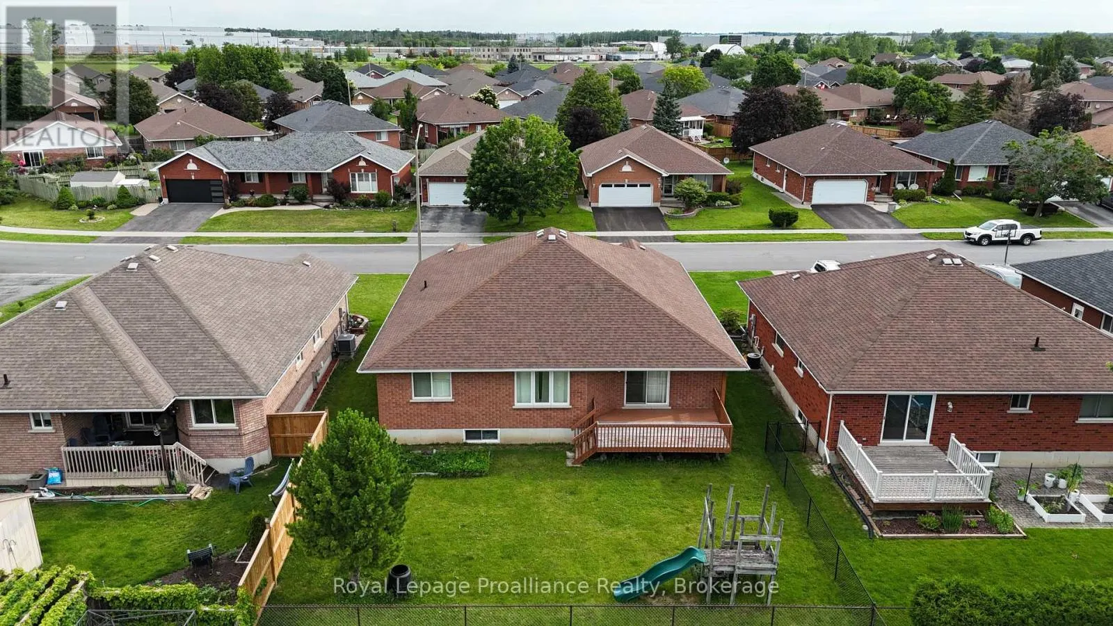 17 SUMAC TERRACE