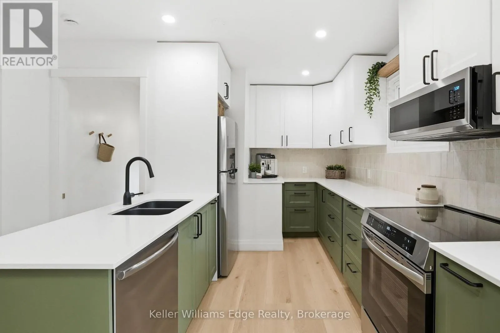 131 WEST 34TH STREET